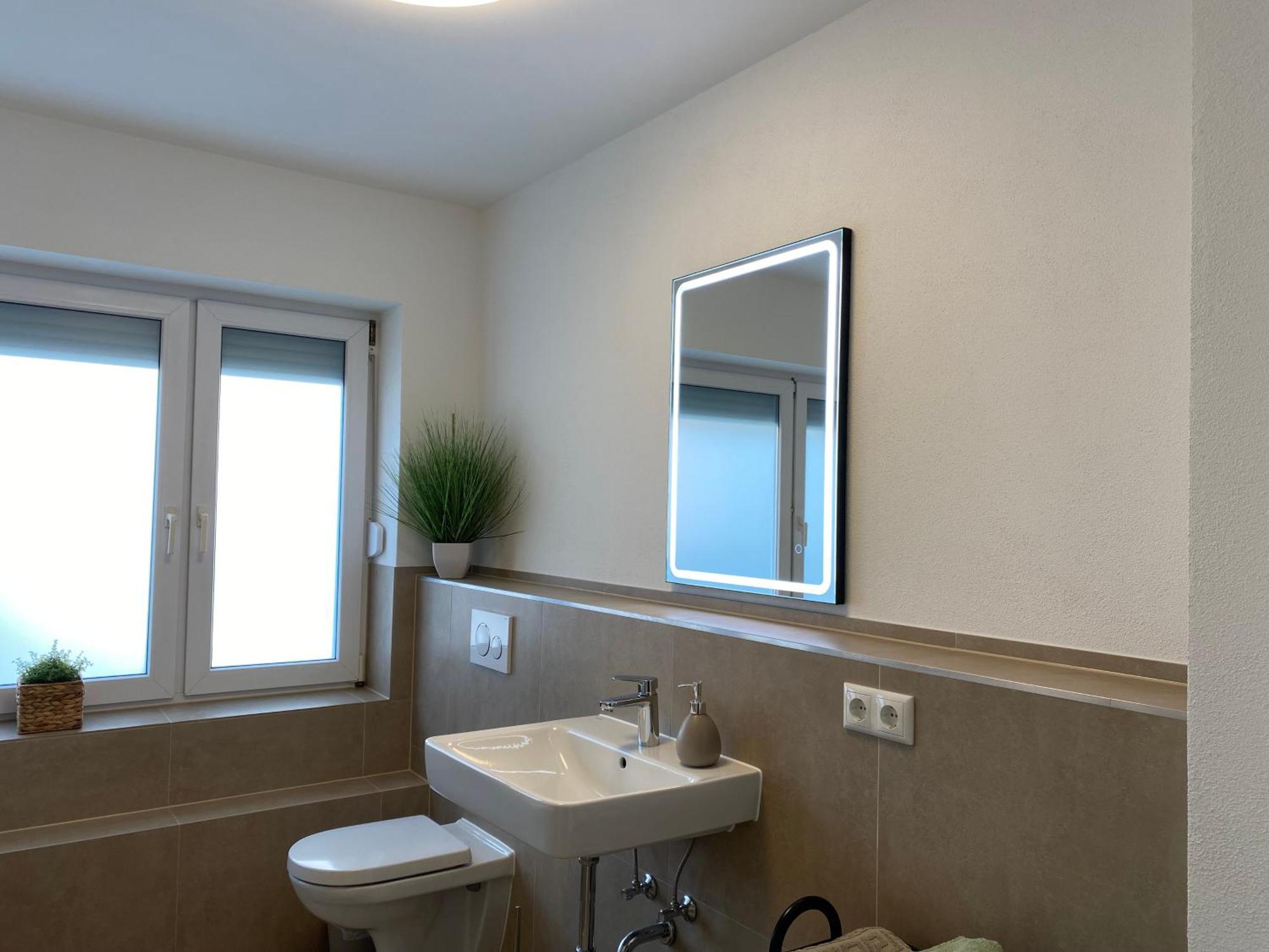 Modern Living Apartment - Naehe Krankenhaus, Altstadt, Bahnhof - 3-Zimmer Amberg Exterior photo